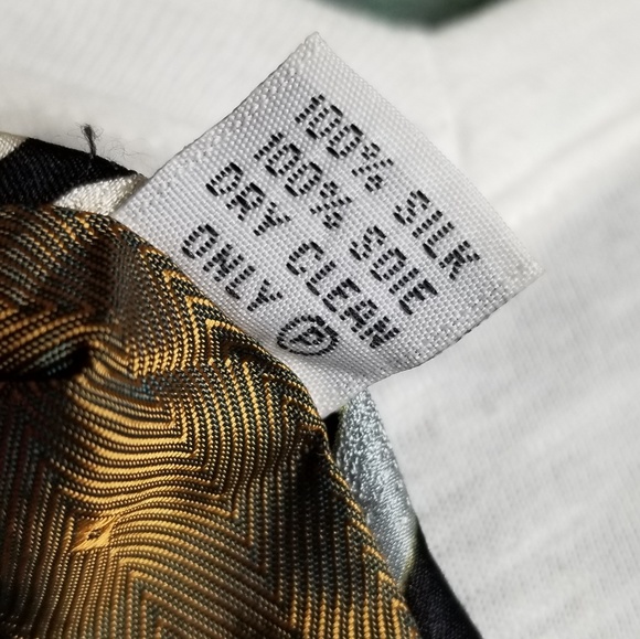 Steven Land Tie - Picture 3 of 3